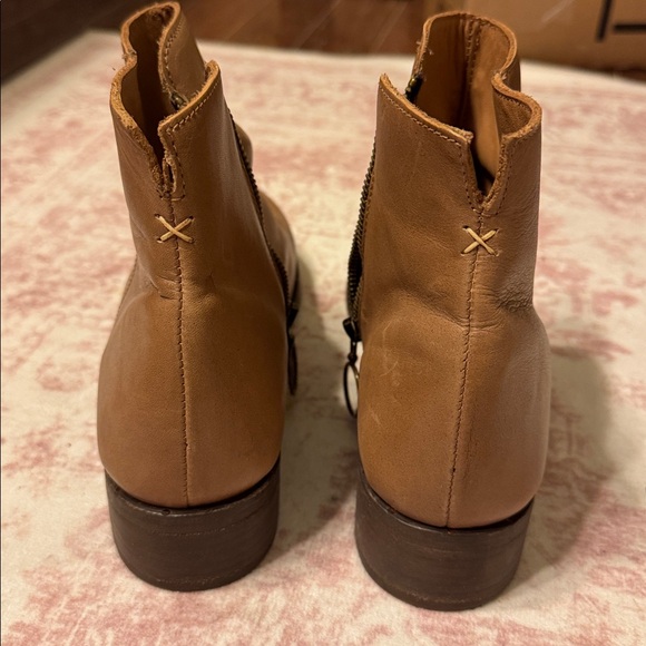 Beek Quail Bootie - Picture 8 of 8